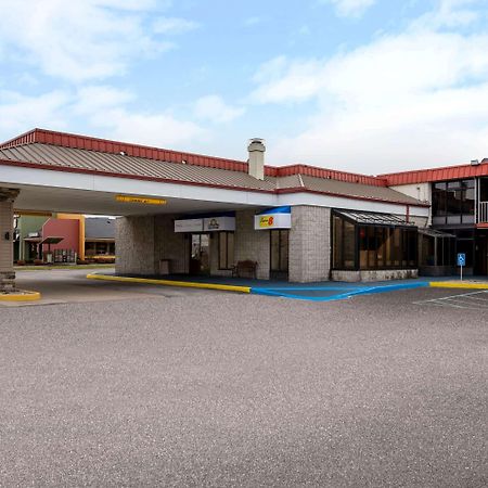 Days Inn By Wyndham Perrysburg Toledo Extérieur photo