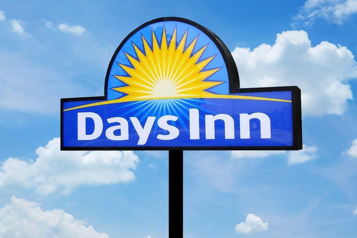 Days Inn By Wyndham Perrysburg Toledo Extérieur photo