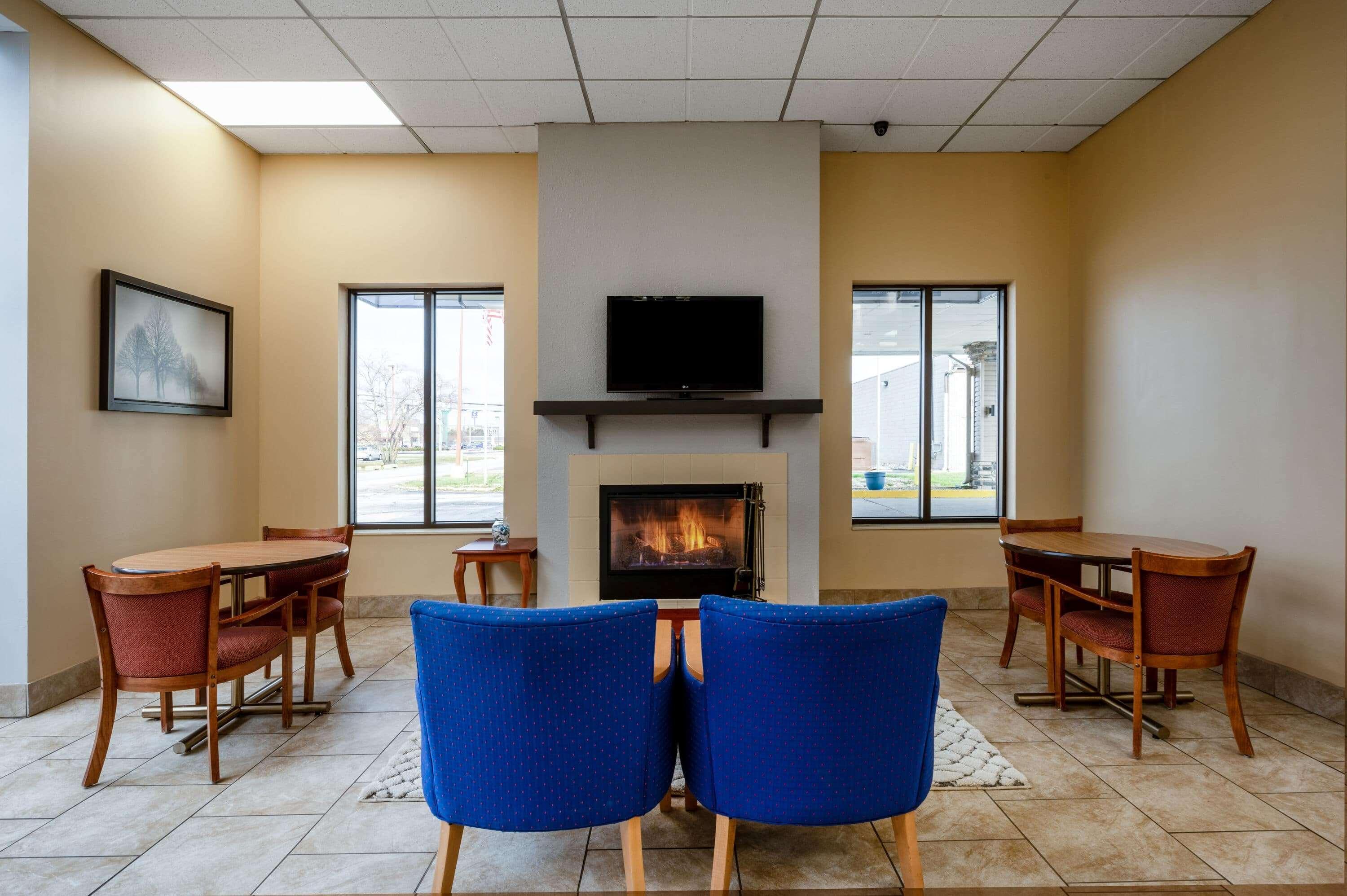 Days Inn By Wyndham Perrysburg Toledo Extérieur photo