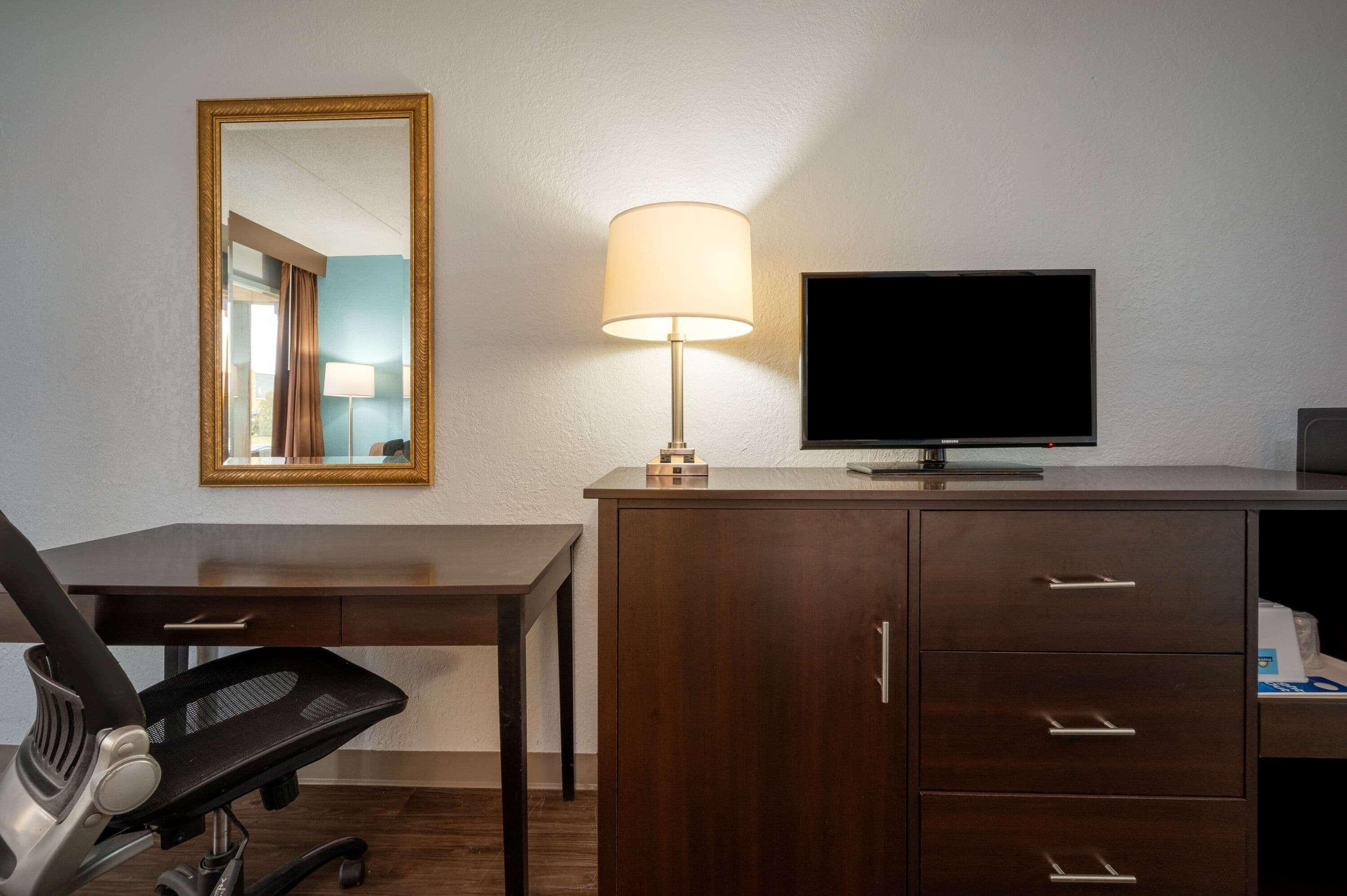 Days Inn By Wyndham Perrysburg Toledo Extérieur photo