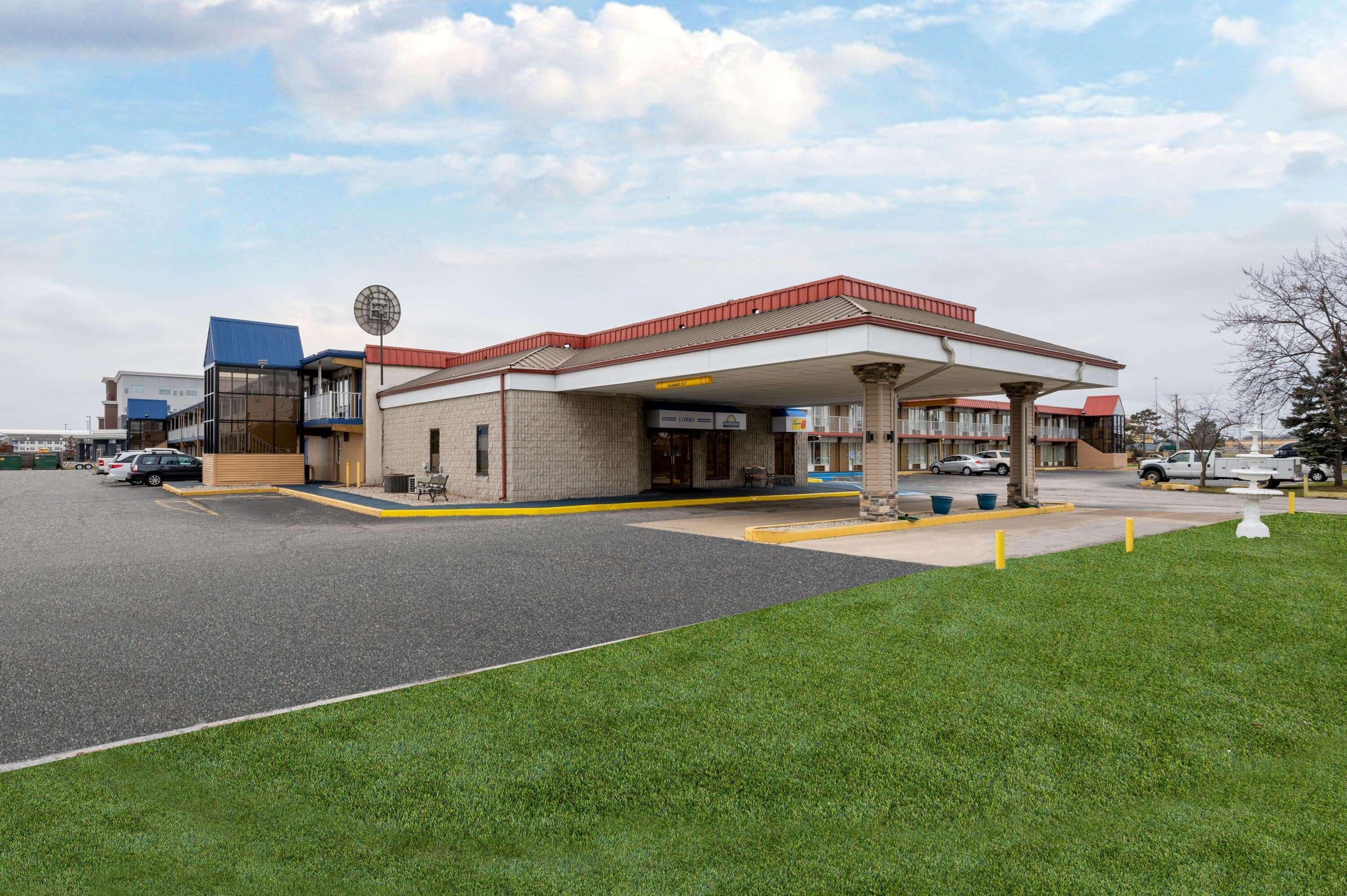 Days Inn By Wyndham Perrysburg Toledo Extérieur photo