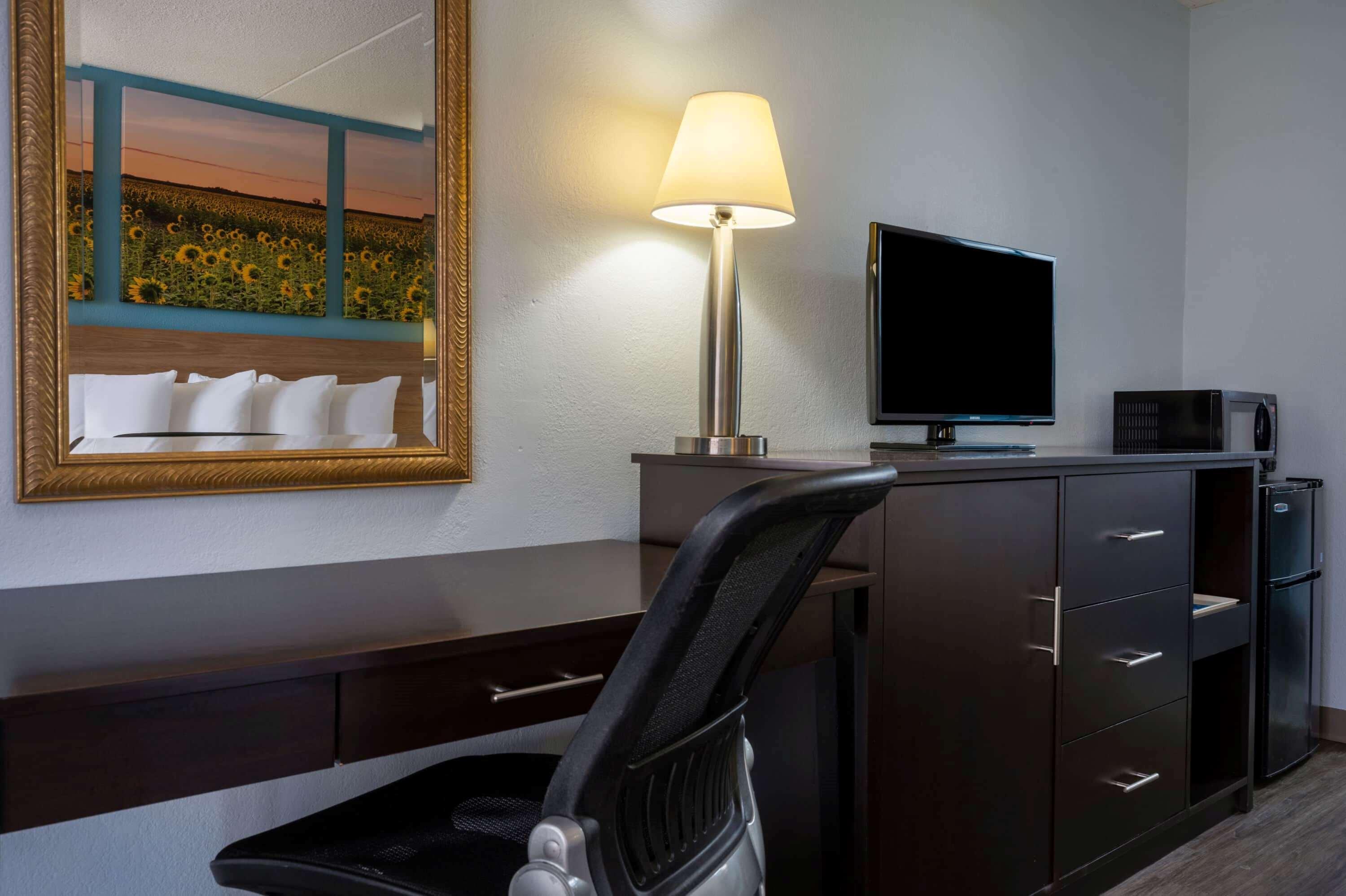 Days Inn By Wyndham Perrysburg Toledo Extérieur photo